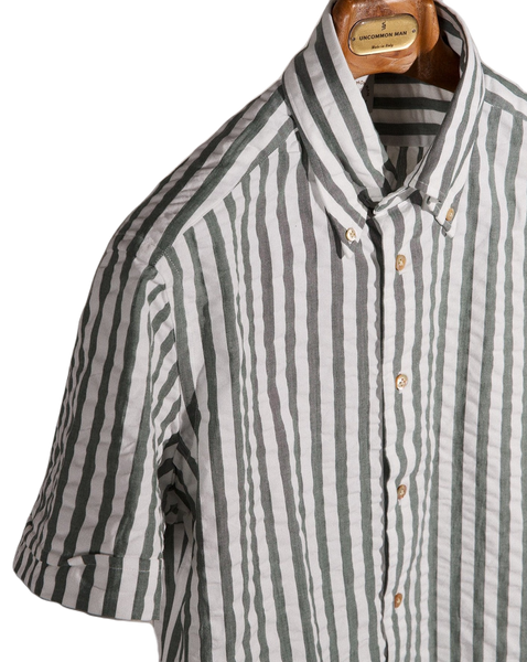 Uncommon Man – Green Stripe Seersucker Short Sleeve Shirt