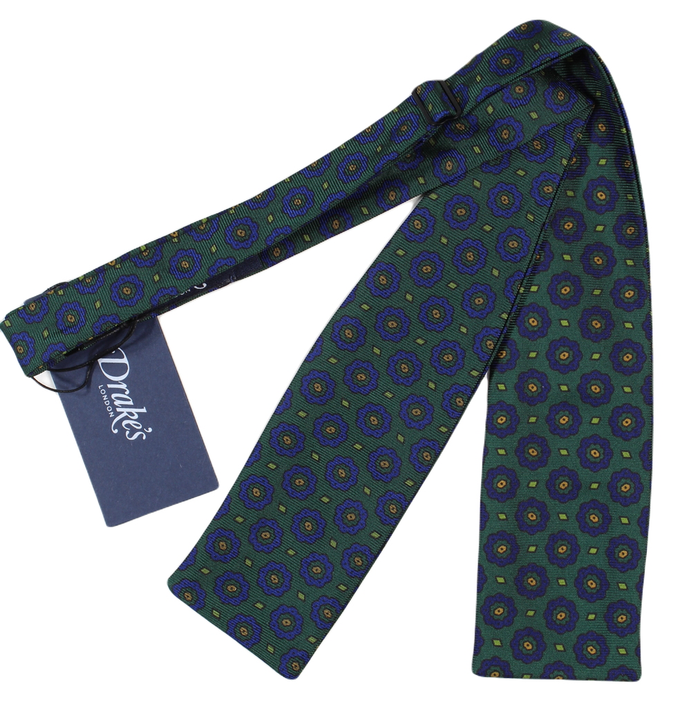 Drake's – Green Silk Bow Tie w/Ancient Madder Print